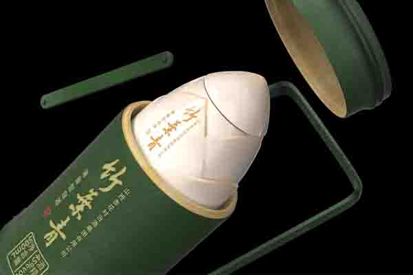 包裝設(shè)計公司如何進(jìn)行購物袋的設(shè)計